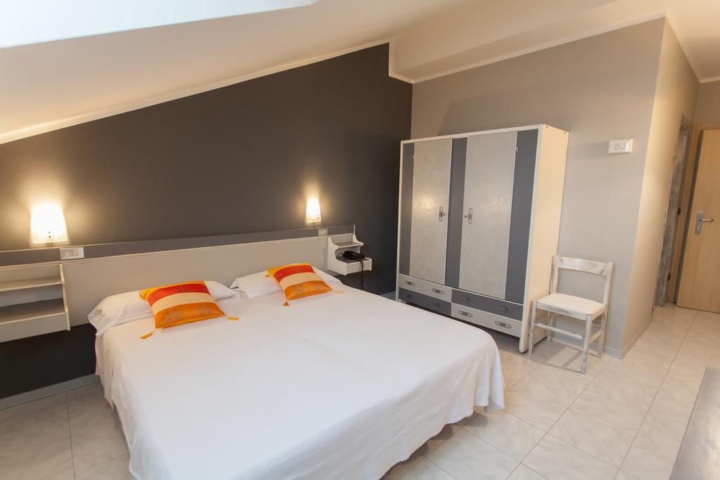 Hotel Roma Salsomaggiore Terme Ngoại thất bức ảnh
