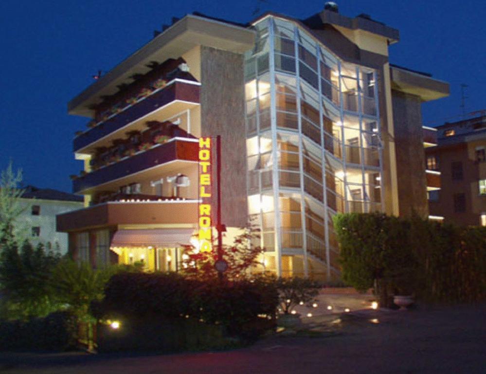 Hotel Roma Salsomaggiore Terme Ngoại thất bức ảnh